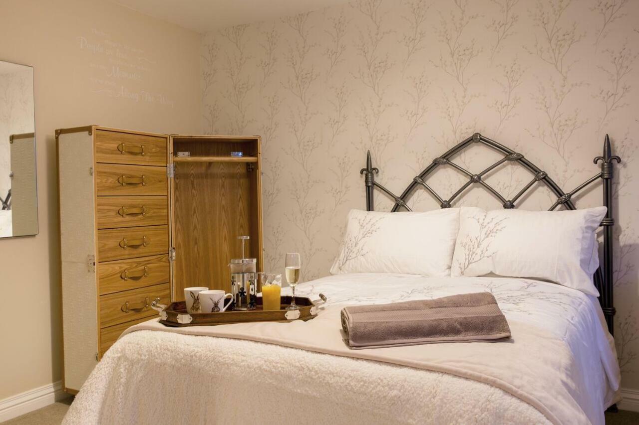 Thrush Nest Cottages - Wren Cottage Sleeps 4, 2 Bedrooms & Stable Cottage Sleeps 2, 1 Bedroom York Exterior foto
