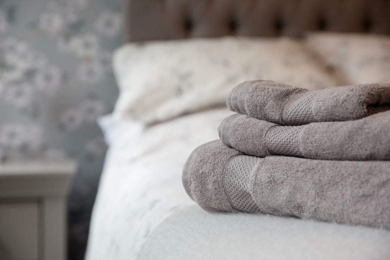 Thrush Nest Cottages - Wren Cottage Sleeps 4, 2 Bedrooms & Stable Cottage Sleeps 2, 1 Bedroom York Exterior foto