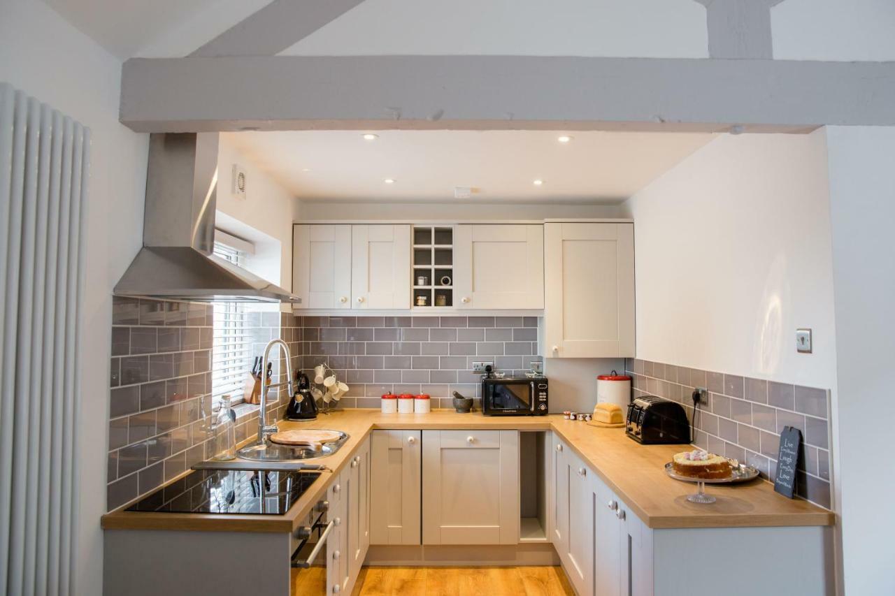 Thrush Nest Cottages - Wren Cottage Sleeps 4, 2 Bedrooms & Stable Cottage Sleeps 2, 1 Bedroom York Exterior foto