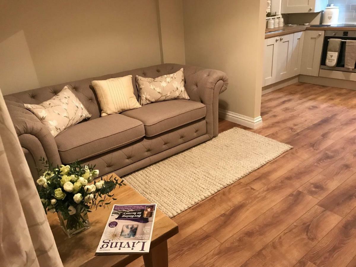 Thrush Nest Cottages - Wren Cottage Sleeps 4, 2 Bedrooms & Stable Cottage Sleeps 2, 1 Bedroom York Exterior foto