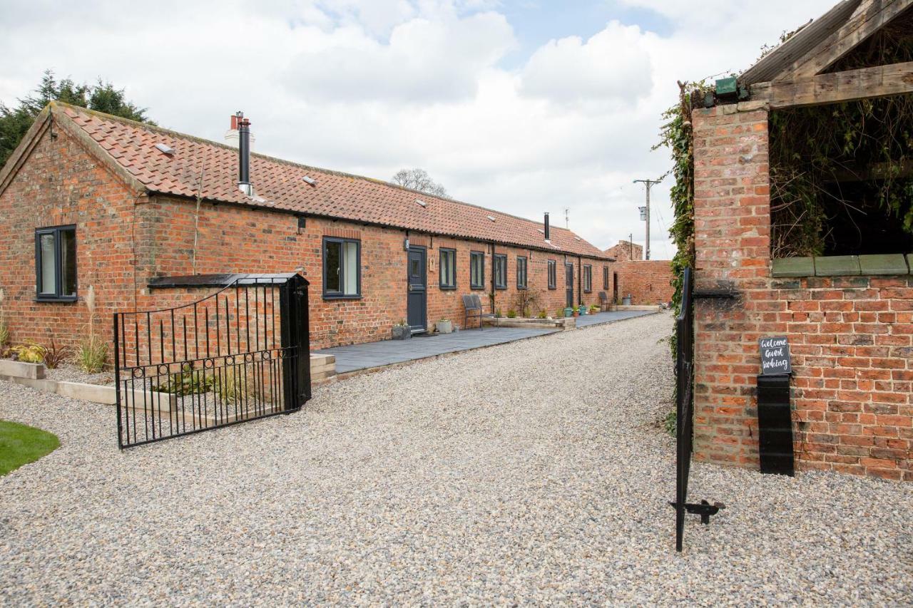 Thrush Nest Cottages - Wren Cottage Sleeps 4, 2 Bedrooms & Stable Cottage Sleeps 2, 1 Bedroom York Exterior foto
